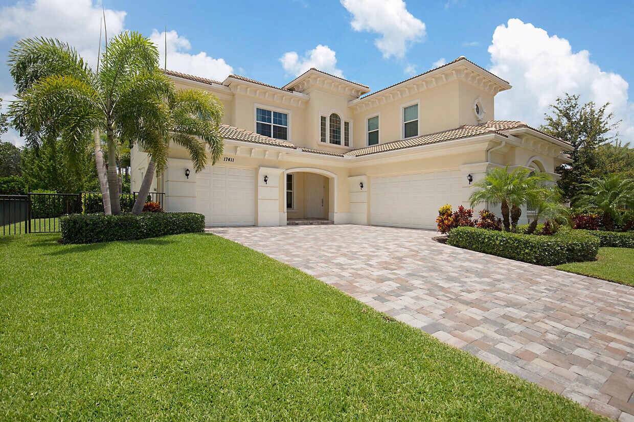 Foto principal - 17411 Balaria St