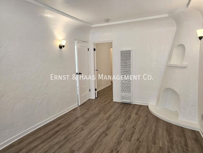 Foto del edificio - 826 Belmont Ave