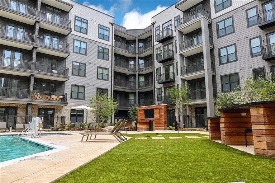 Foto principal - 1330 Fairmont Ave NW