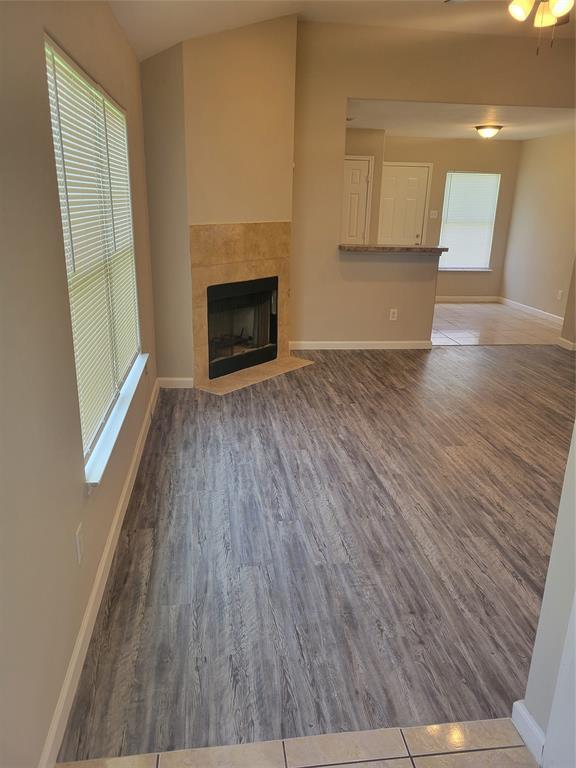 Foto principal - 8110 Cannon St