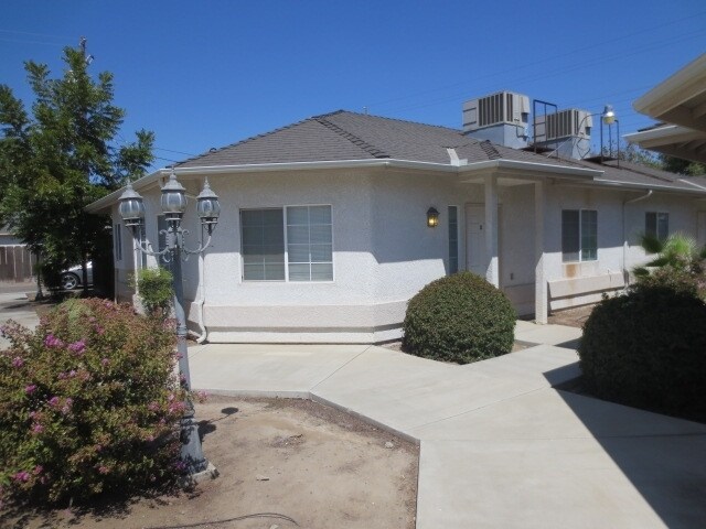 Building Photo - 748-760 Jana Way
