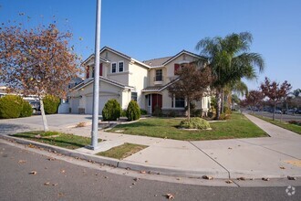 Building Photo - 1620 Fiddle Leaf Ln