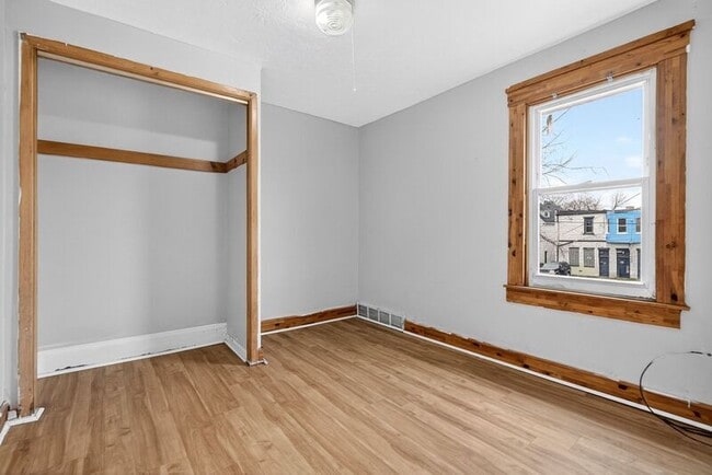 Foto del edificio - 389 E 160th St