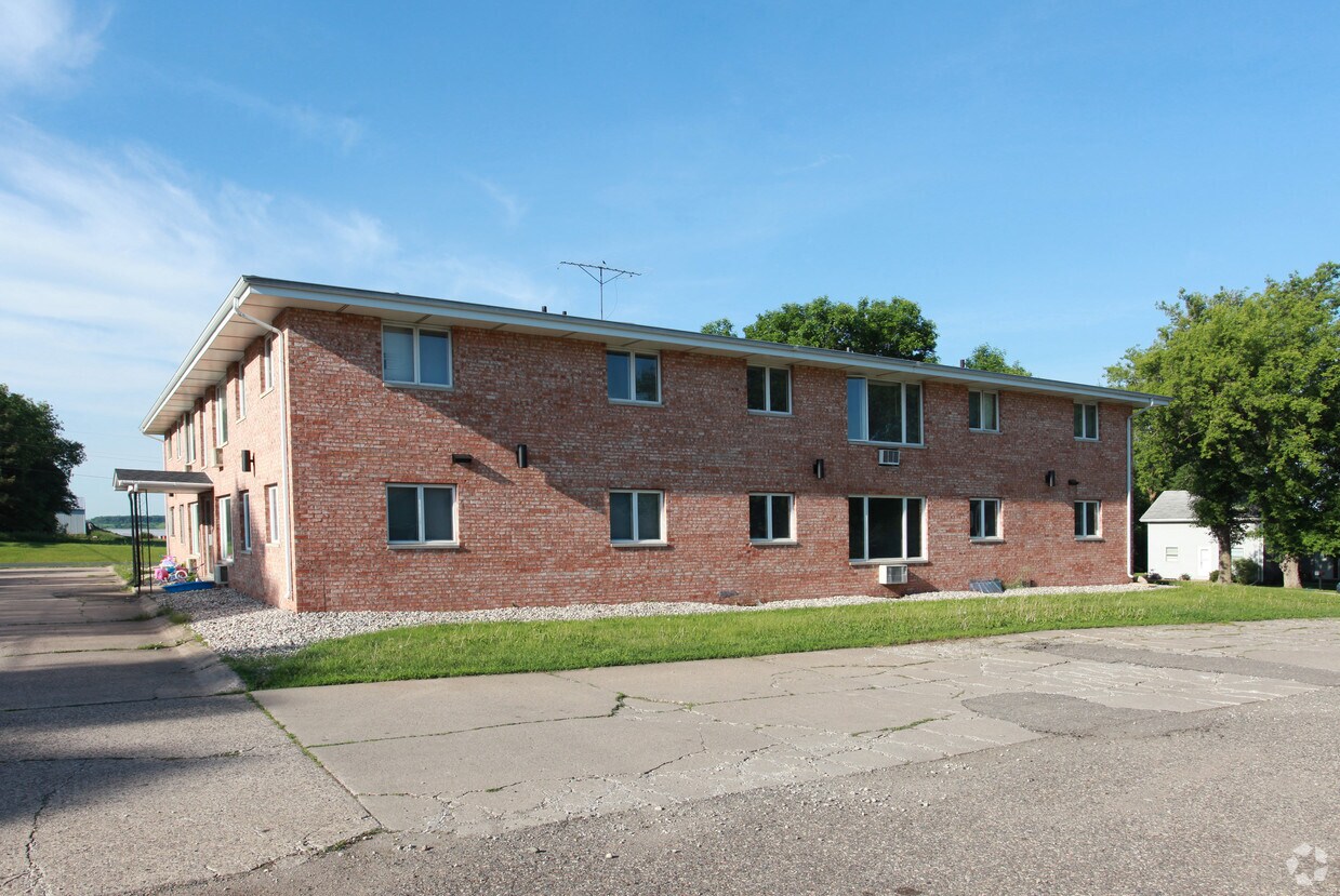 Building Photo - 414 S Division St