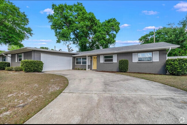 Building Photo - 1701 Gaston Foster Rd