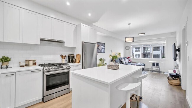 Photo du bâtiment - 5415 Brydon Crescent