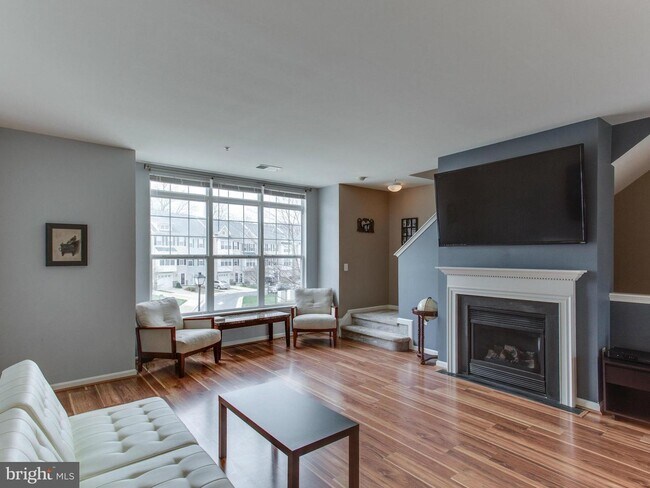 Photo - 152 Moore Dr (Rockville, MD) Townhome