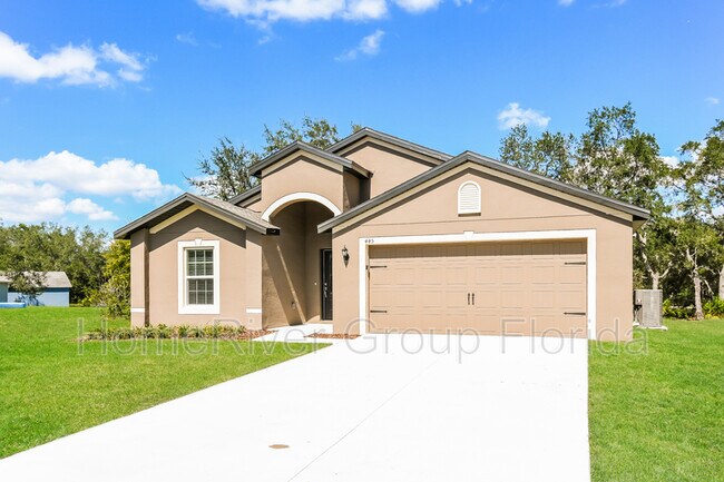 445 Danube Dr photo'