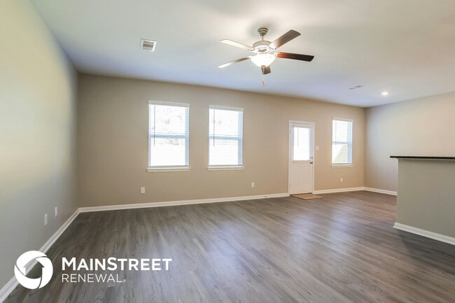 Building Photo - 27064 Leonardo Dr