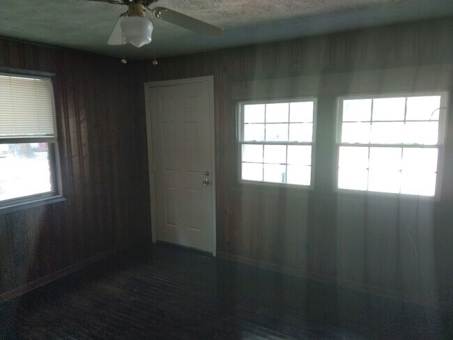 Foto del edificio - 314 Old Shaw Rd