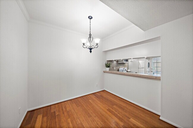 Foto del edificio - 714 Bering Dr