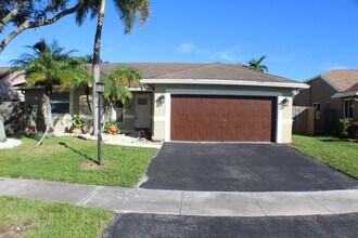 Building Photo - 1321 SW 151st Terrace