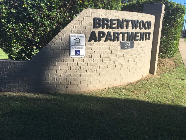 Foto del edificio - Brentwood Apartments