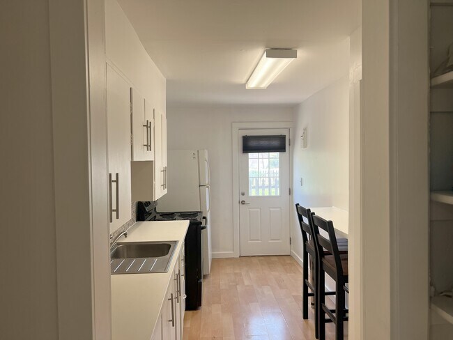 Building Photo - 542 N 970 W