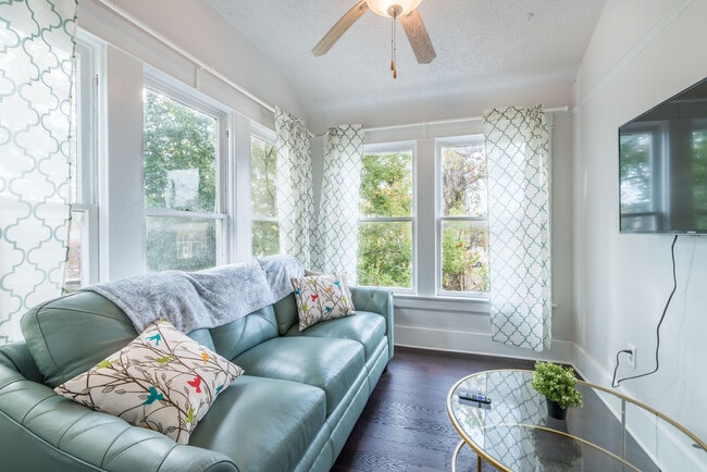 Building Photo - 2680 Post St