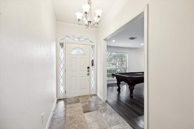 Building Photo - 7614 Braesview Ln