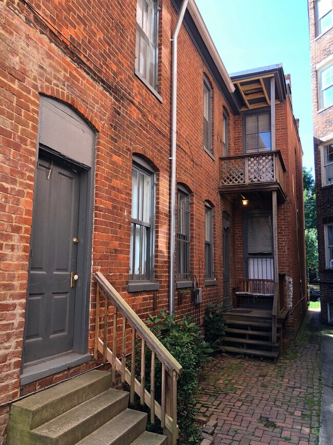 Photo - 1114 Grove Ave Apartment