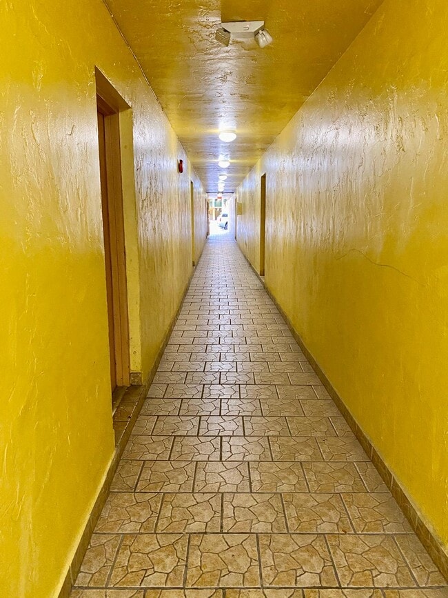 Photo - 666 W 81st St (Hialeah, FL) Townhome