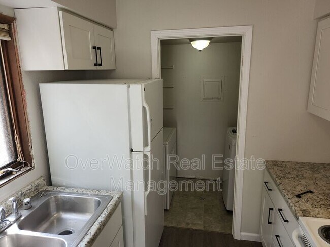 Foto del edificio - 8116 Boundary Ave