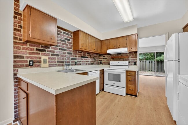 Building Photo - 1384 Northgate Square