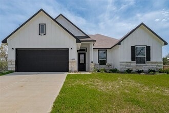 Building Photo - 26553 Doe Ln