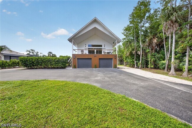 Foto del edificio - 5191 Coral Wood Dr