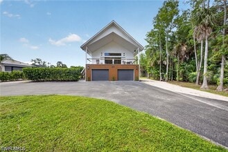 Building Photo - 5191 Coral Wood Dr