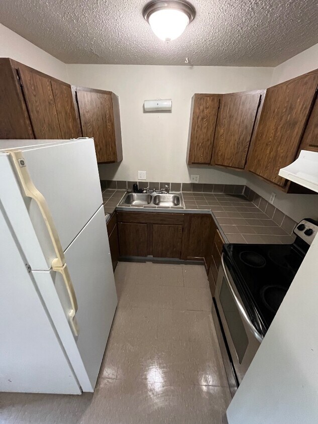 Foto principal - 307 Ilion Ave