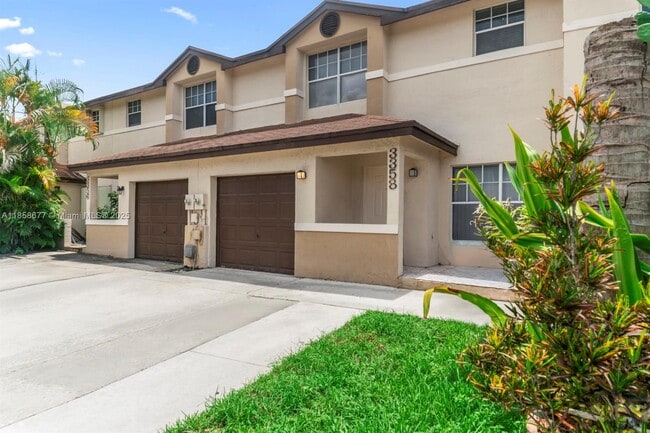 Foto del edificio - 3358 NW 198th Terrace