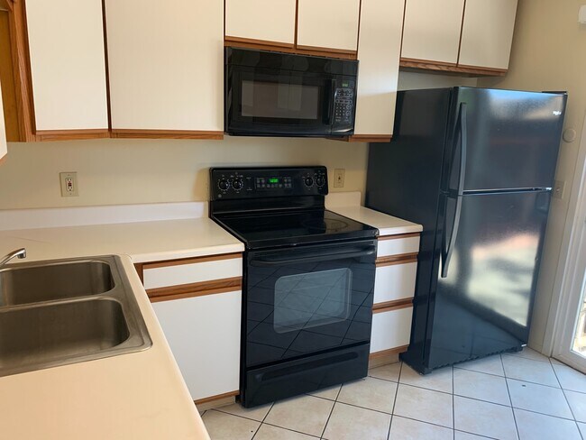 Foto del edificio - Cozy 2 Bed 1 Bath Home For Rent