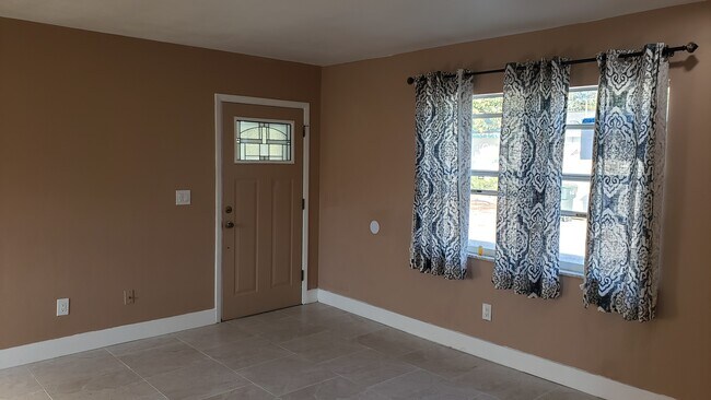 Building Photo - 651 16th St NW