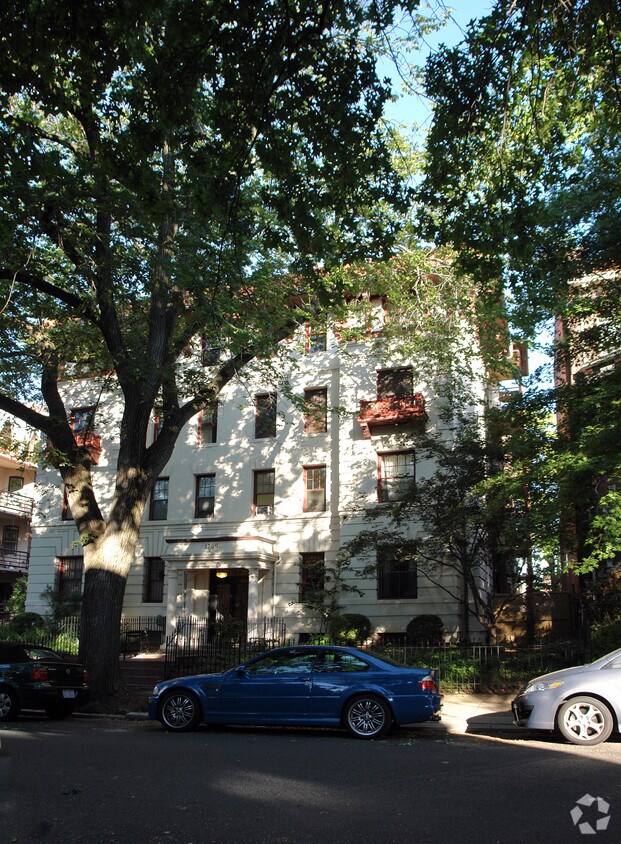 Building Photo - 1789 Lanier Pl NW