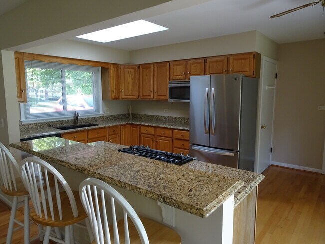 Foto del edificio - 1109 Raleigh Rd