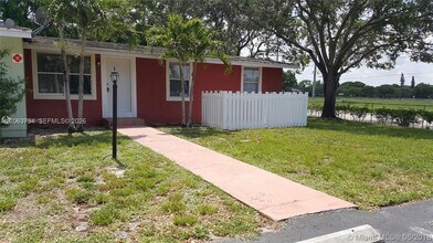 Building Photo - 7142 Southgate Blvd