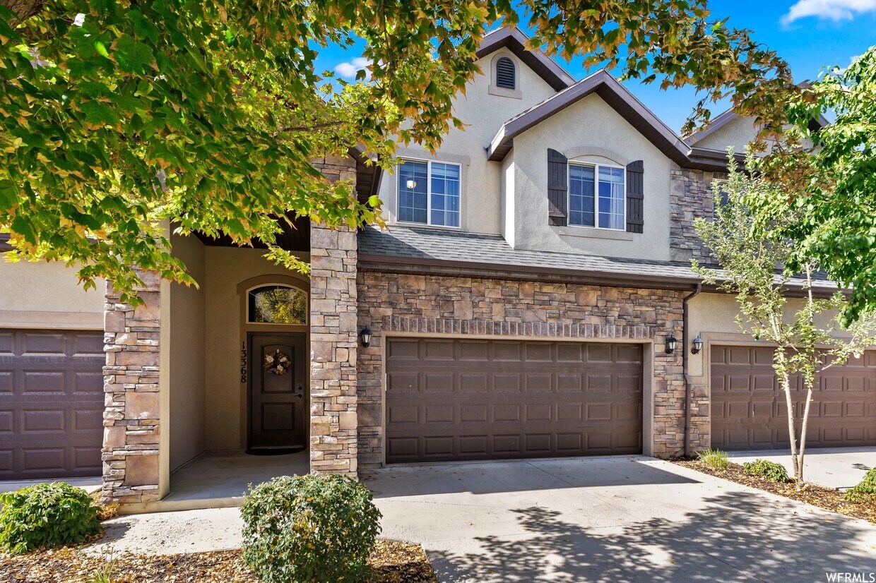 13368 S Bridle Villa Dr, Draper, UT 84020 Townhome Rentals in Draper