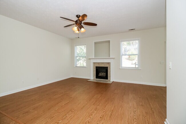 Foto del edificio - 2934 Cooper Woods Ln