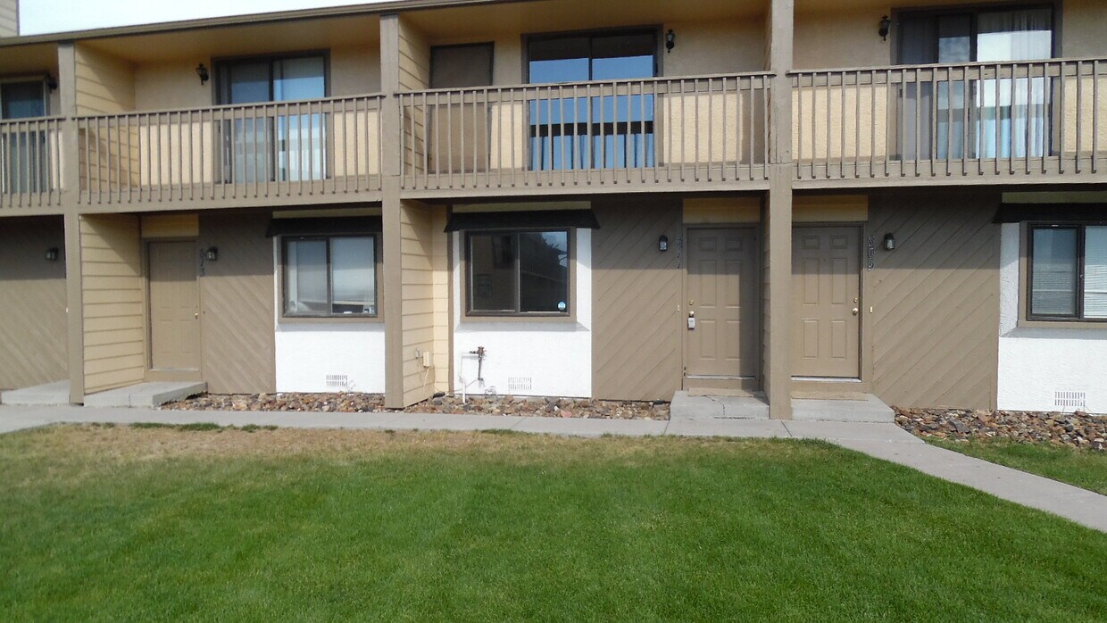 Primary Photo - 521 Comanche Village Dr