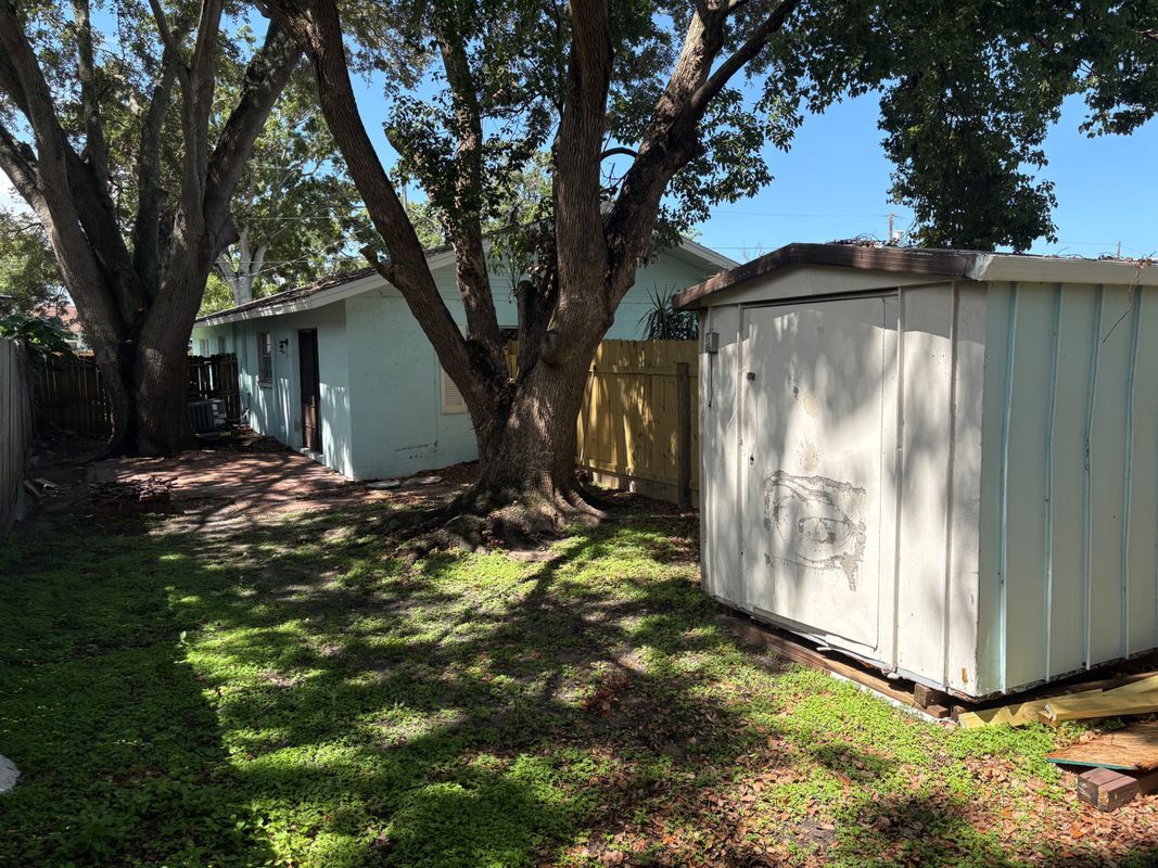 Foto principal - 4402 44th Ave N