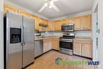 Building Photo - 9022 Samoset Rd
