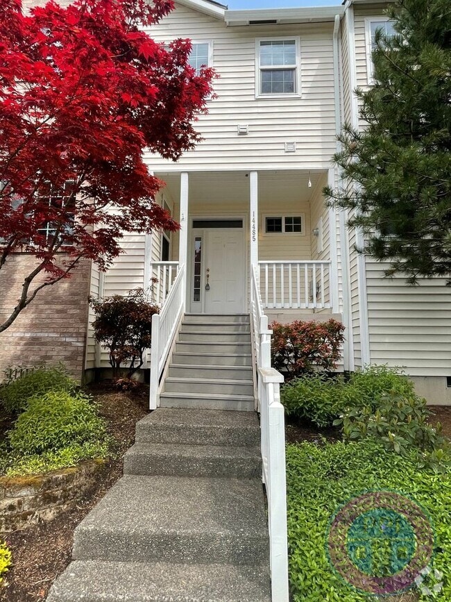 Building Photo - 14485 SE Oregon Trail Dr