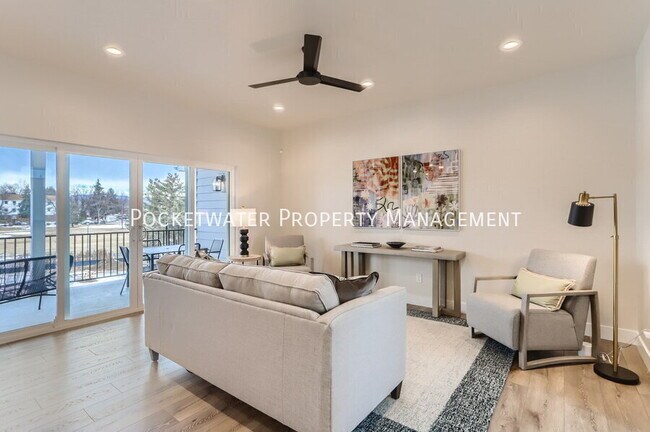 Foto del edificio - 1331 Baker St