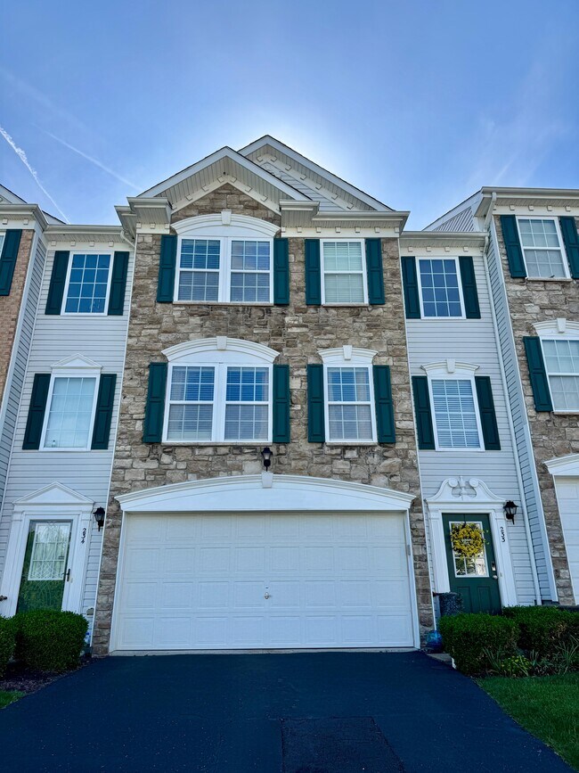 Foto del edificio - 233 Grace Manor Dr