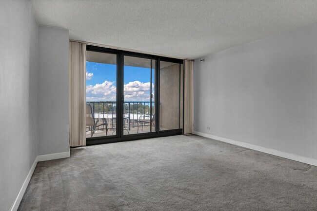 Building Photo - 3660 N Lake Shore Dr
