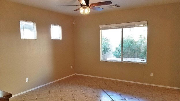 Foto del edificio - 4166 E Betsy Ln