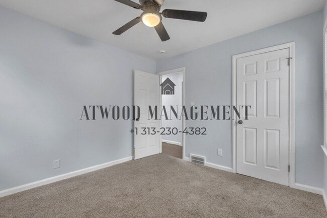 Foto del edificio - This beautifully updated 3-bedroom, 1-bath single-family home is ready for move-in!