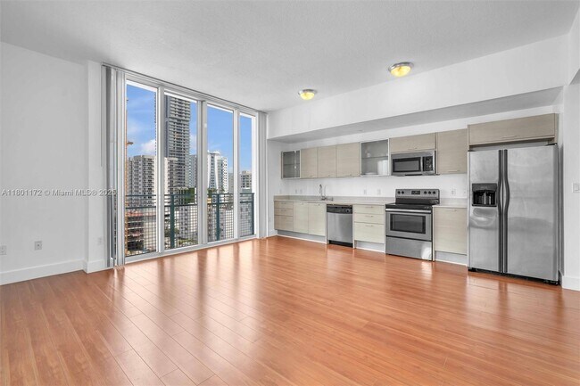 Foto del edificio - 350 NE 24th St