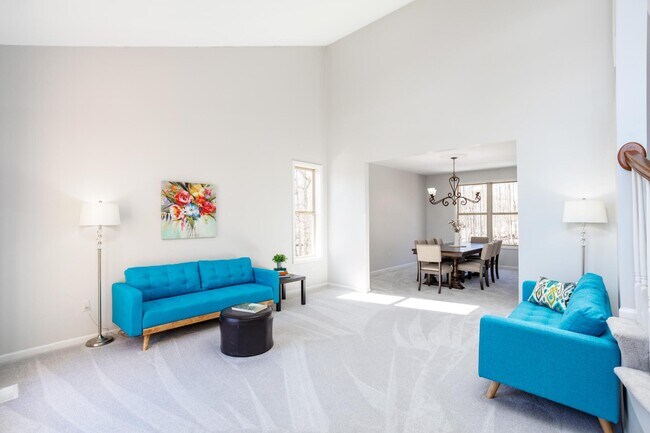Foto del edificio - 4718 Wildflower Ct