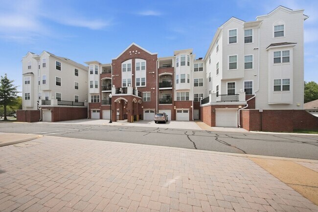 Foto del edificio - 9202 Charleston Dr