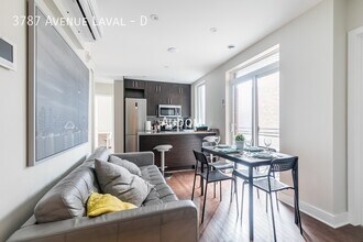 Building Photo - 3787 Av. Laval