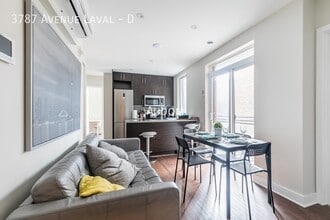 Building Photo - 3787 Av. Laval